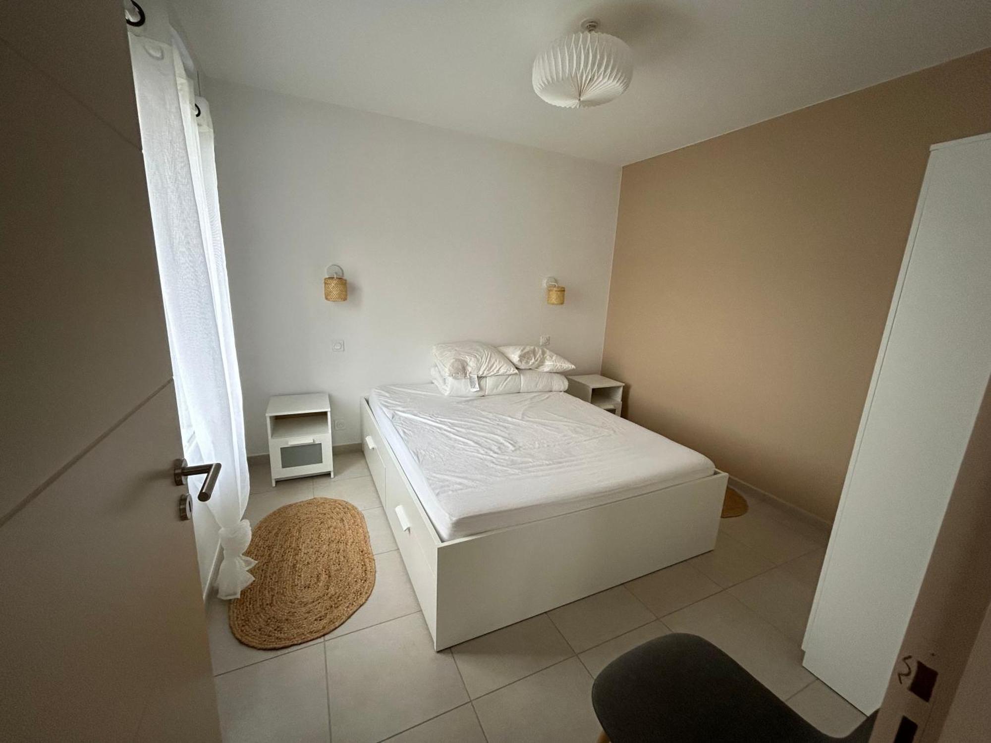 Appartement Avec Jardin Chateauneuf-de-Galaure Bagian luar foto